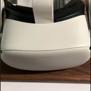 Oculus Meta Quest 2 Virtual Reality Headset - NEW UNUSED